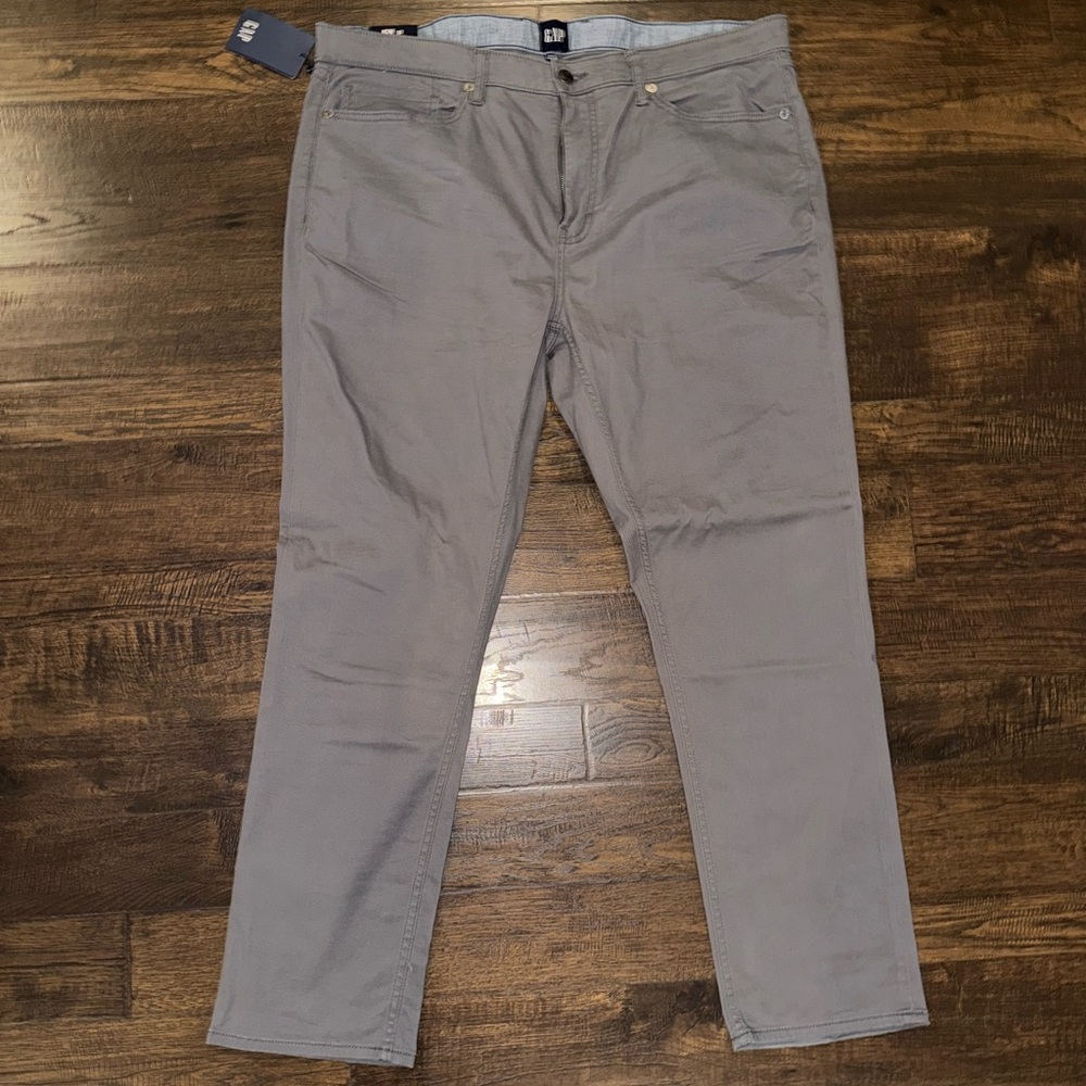 Men's Gap Gray, 5 pocket twill Pants